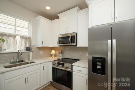 711 Beaty Street Davidson NC 28036