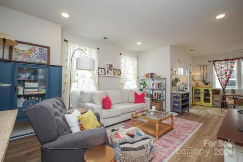 711 Beaty Street Davidson NC 28036