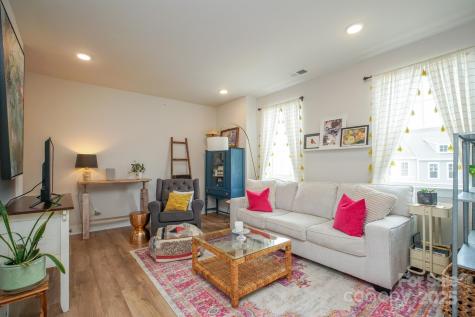 711 Beaty Street Davidson NC 28036