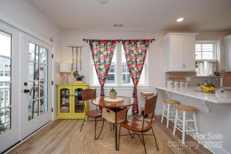 711 Beaty Street Davidson NC 28036