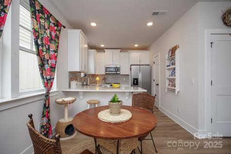 711 Beaty Street Davidson NC 28036