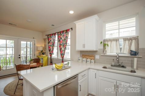 711 Beaty Street Davidson NC 28036