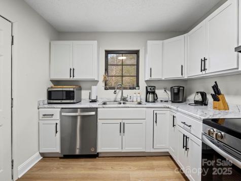 950 Main Street Chimney Rock NC 28720