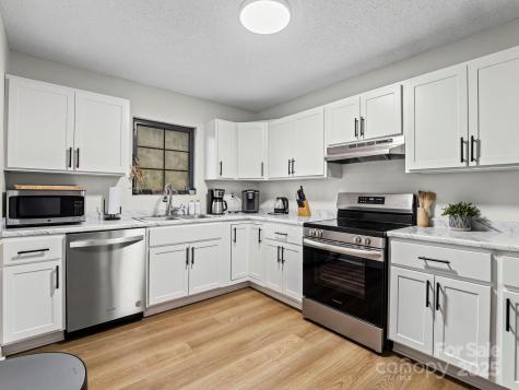 950 Main Street Chimney Rock NC 28720