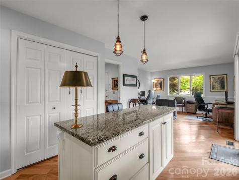 102 White Oak Drive Hendersonville NC 28791