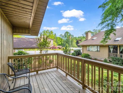 102 White Oak Drive Hendersonville NC 28791