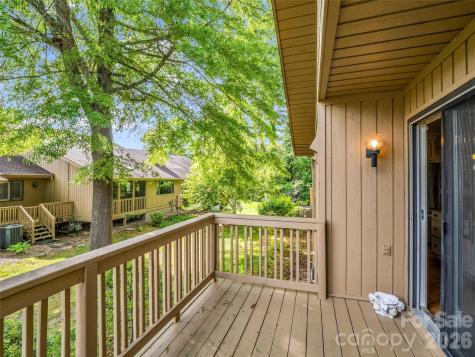 102 White Oak Drive Hendersonville NC 28791