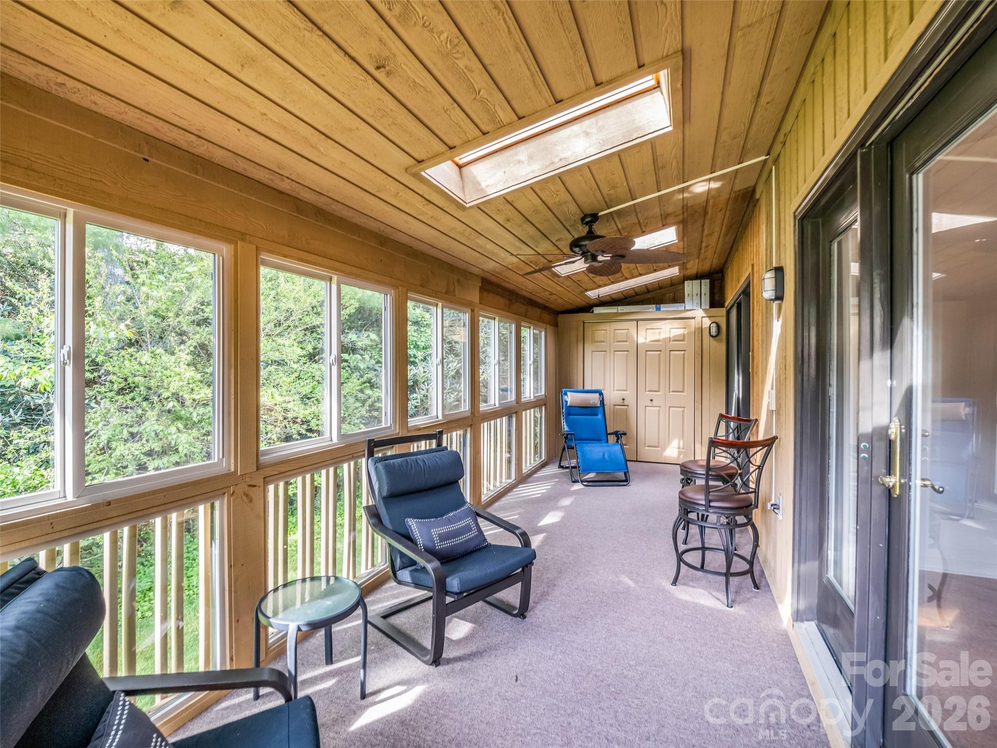 102 White Oak Drive Hendersonville NC 28791