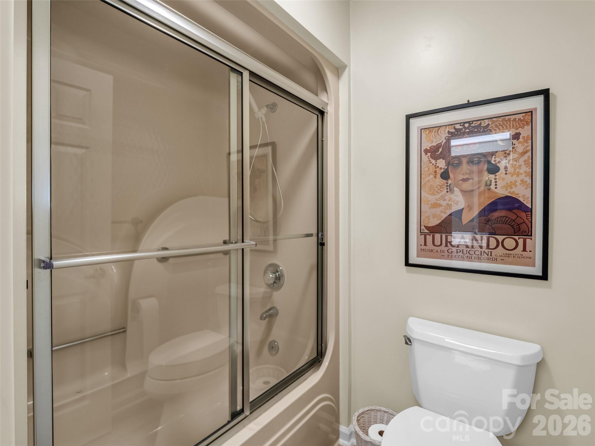 102 White Oak Drive Hendersonville NC 28791