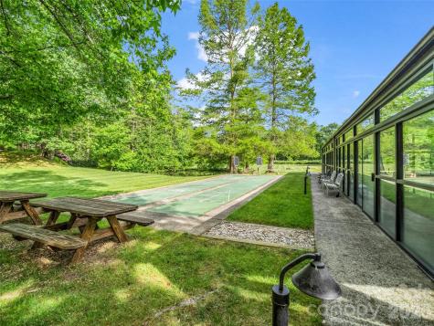 102 White Oak Drive Hendersonville NC 28791