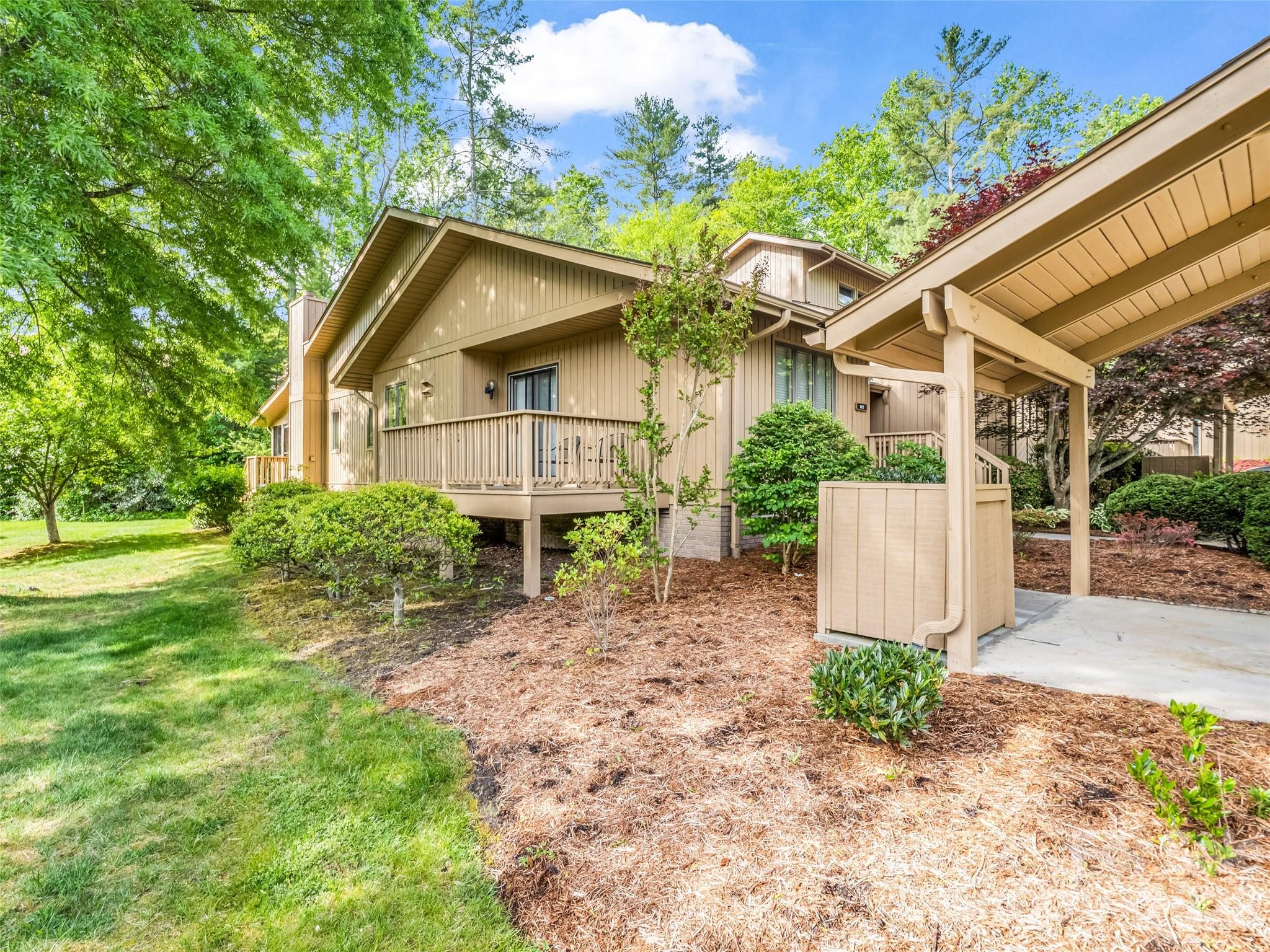 102 White Oak Drive Hendersonville NC 28791