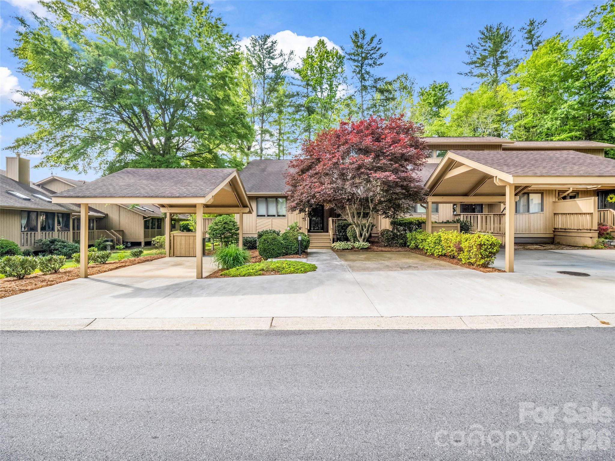 102 White Oak Drive Hendersonville NC 28791