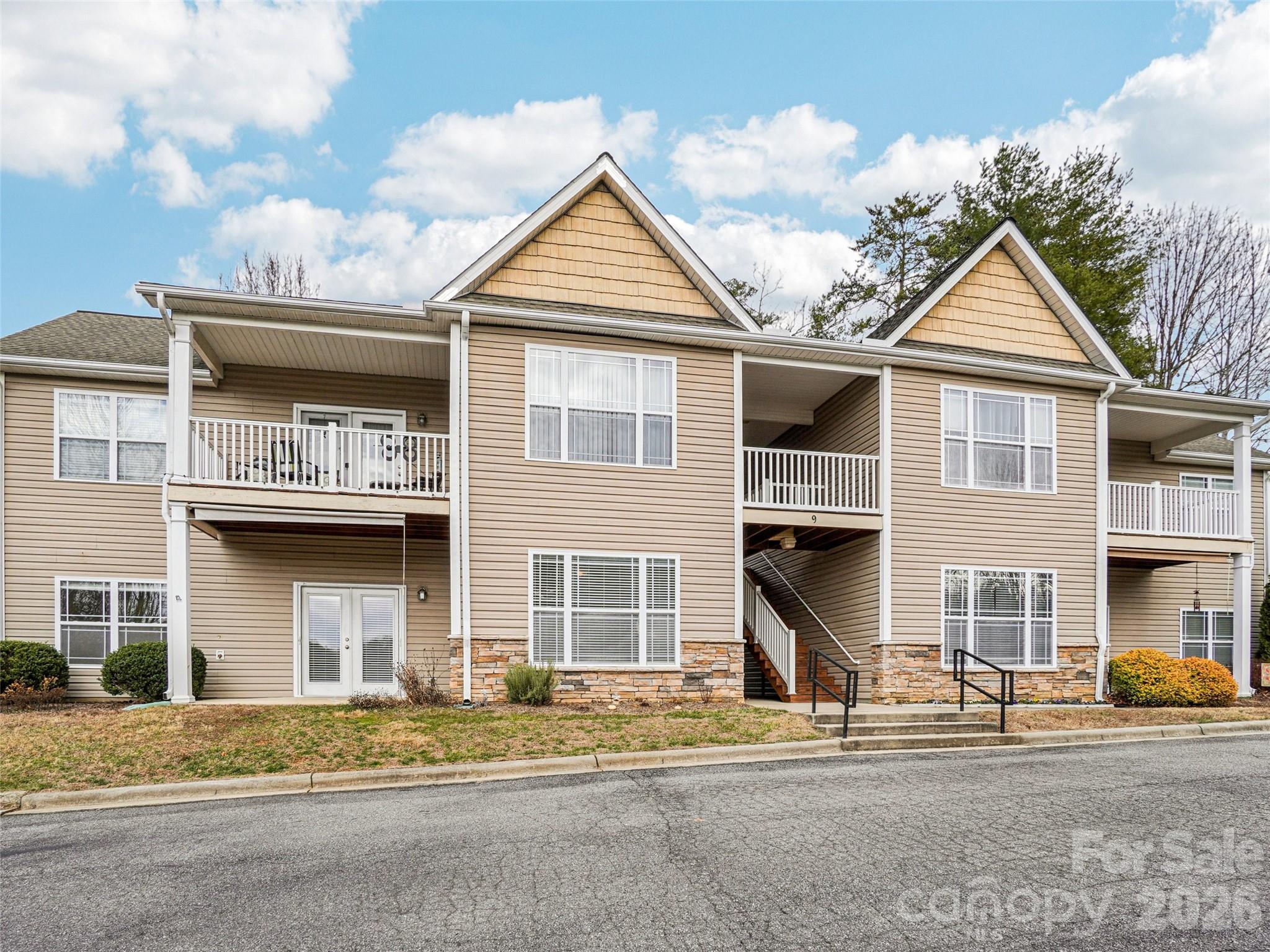 9 Northbrook Place Asheville NC 28804