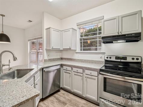 9 Northbrook Place Asheville NC 28804