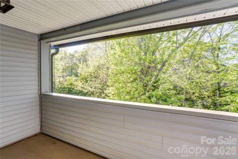 6608 Point Comfort Lane Charlotte NC 28226