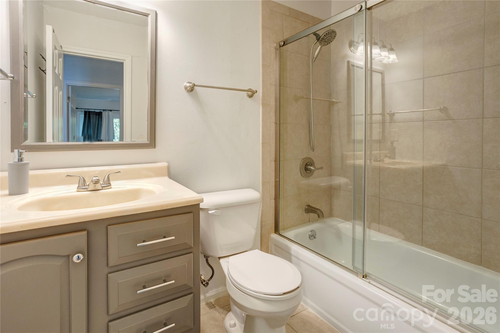 6608 Point Comfort Lane Charlotte NC 28226