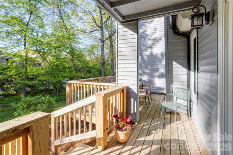 6608 Point Comfort Lane Charlotte NC 28226