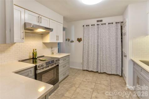 6608 Point Comfort Lane Charlotte NC 28226