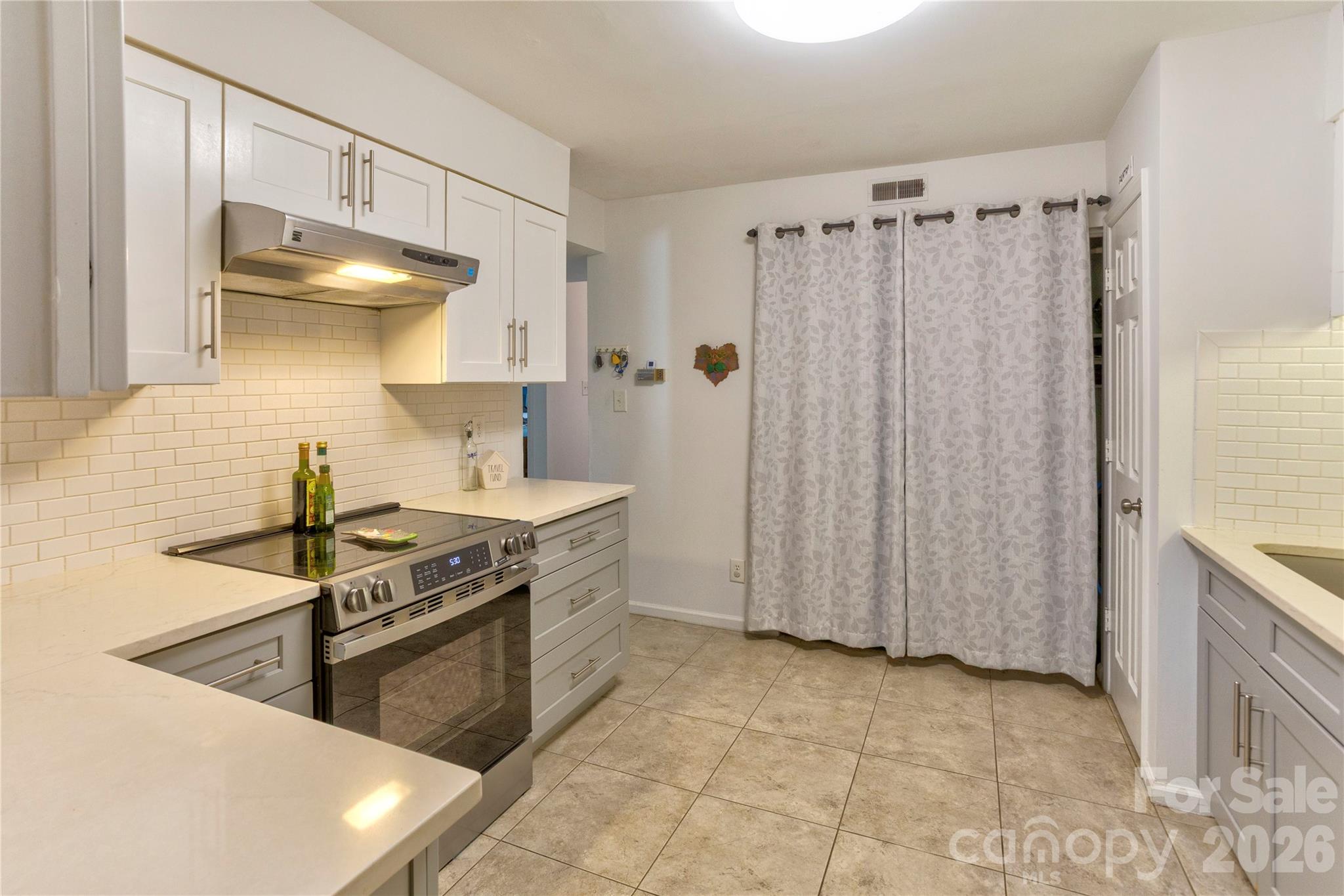 6608 Point Comfort Lane Charlotte NC 28226