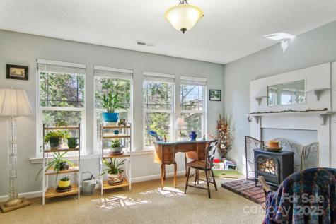 1304 Deermouse Way Hendersonville NC 28792