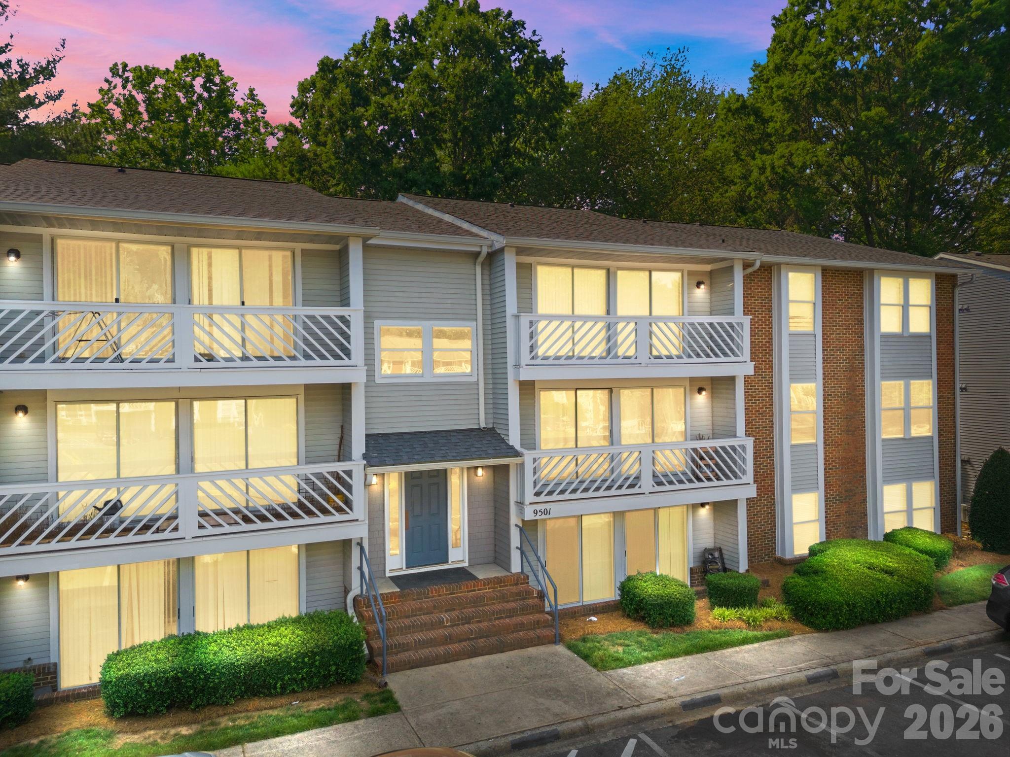 9501 Shannon Green Drive Charlotte NC 28213