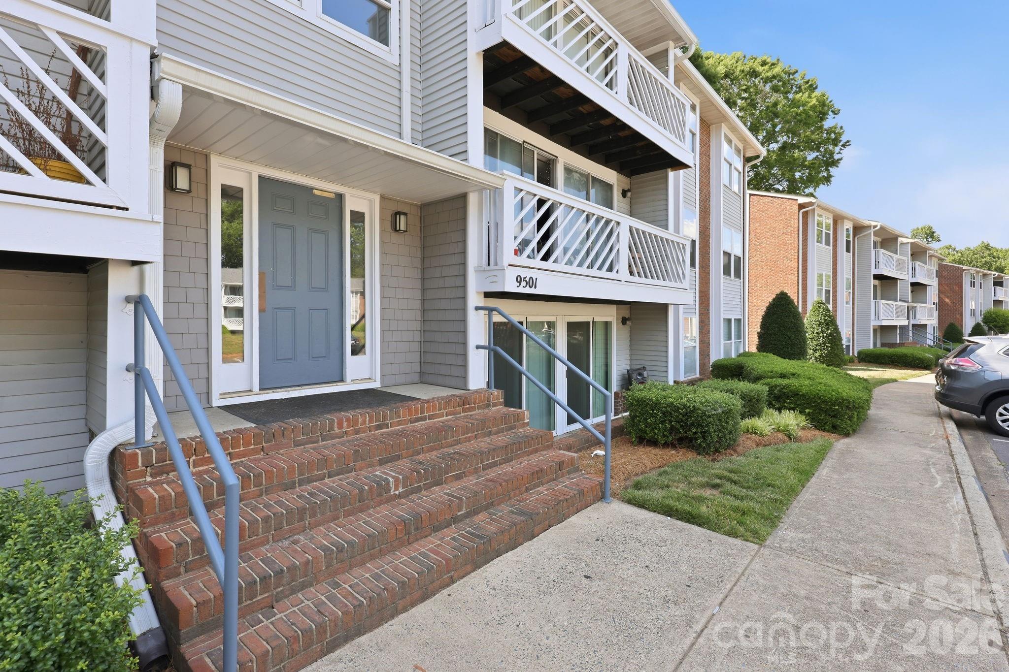 9501 Shannon Green Drive Charlotte NC 28213