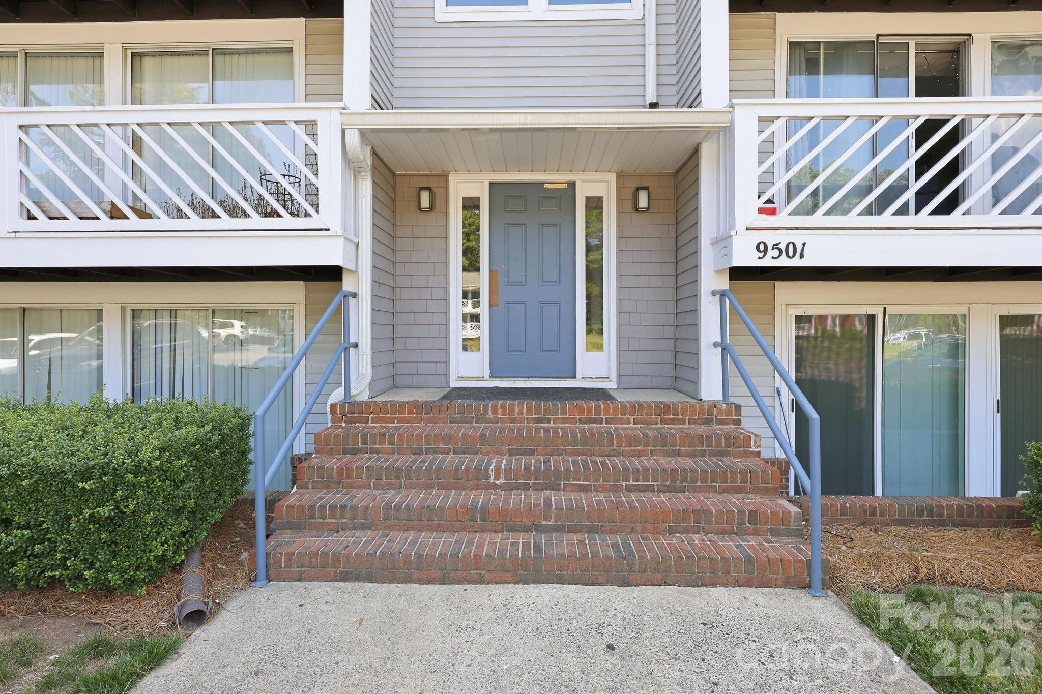 9501 Shannon Green Drive Charlotte NC 28213
