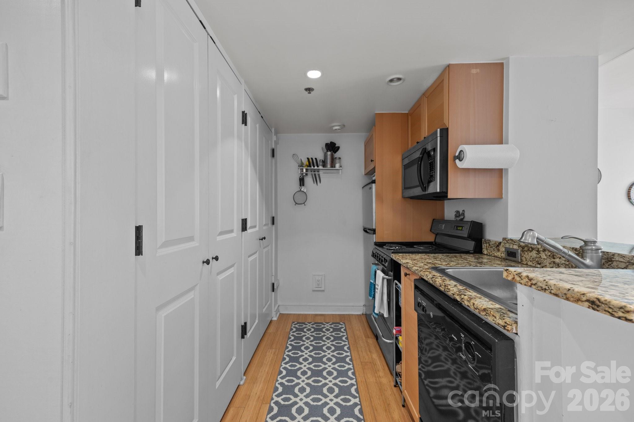 37 Hiawassee Street Asheville NC 28801