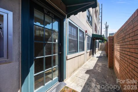 37 Hiawassee Street Asheville NC 28801