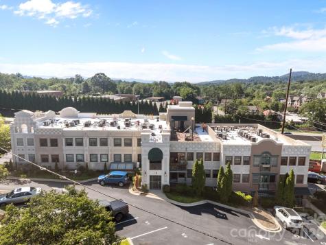 37 Hiawassee Street Asheville NC 28801