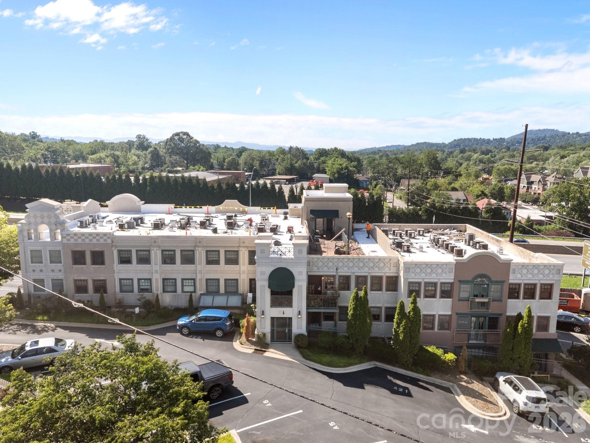 37 Hiawassee Street Asheville NC 28801