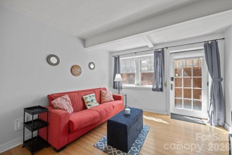 37 Hiawassee Street Asheville NC 28801