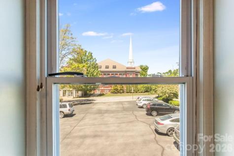 622 S Haywood Street Waynesville NC 28786