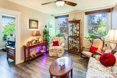 622 S Haywood Street Waynesville NC 28786