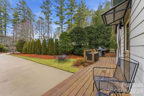 37 Coach Club Road Highlands NC 28741