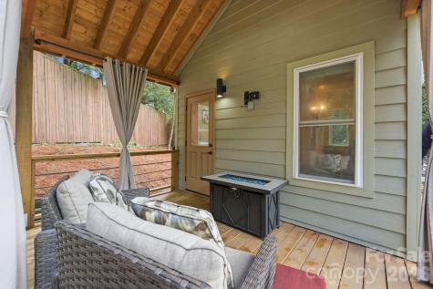 37 Coach Club Road Highlands NC 28741