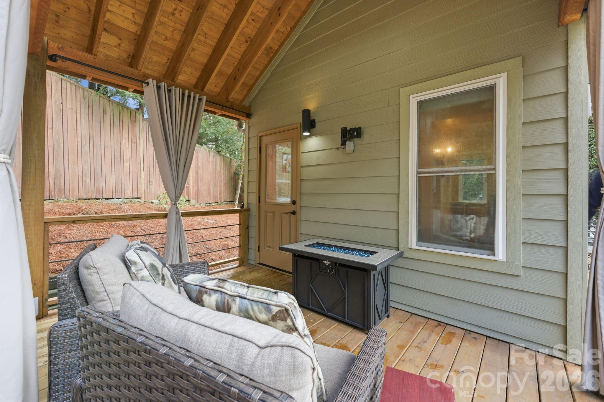 37 Coach Club Road Highlands NC 28741