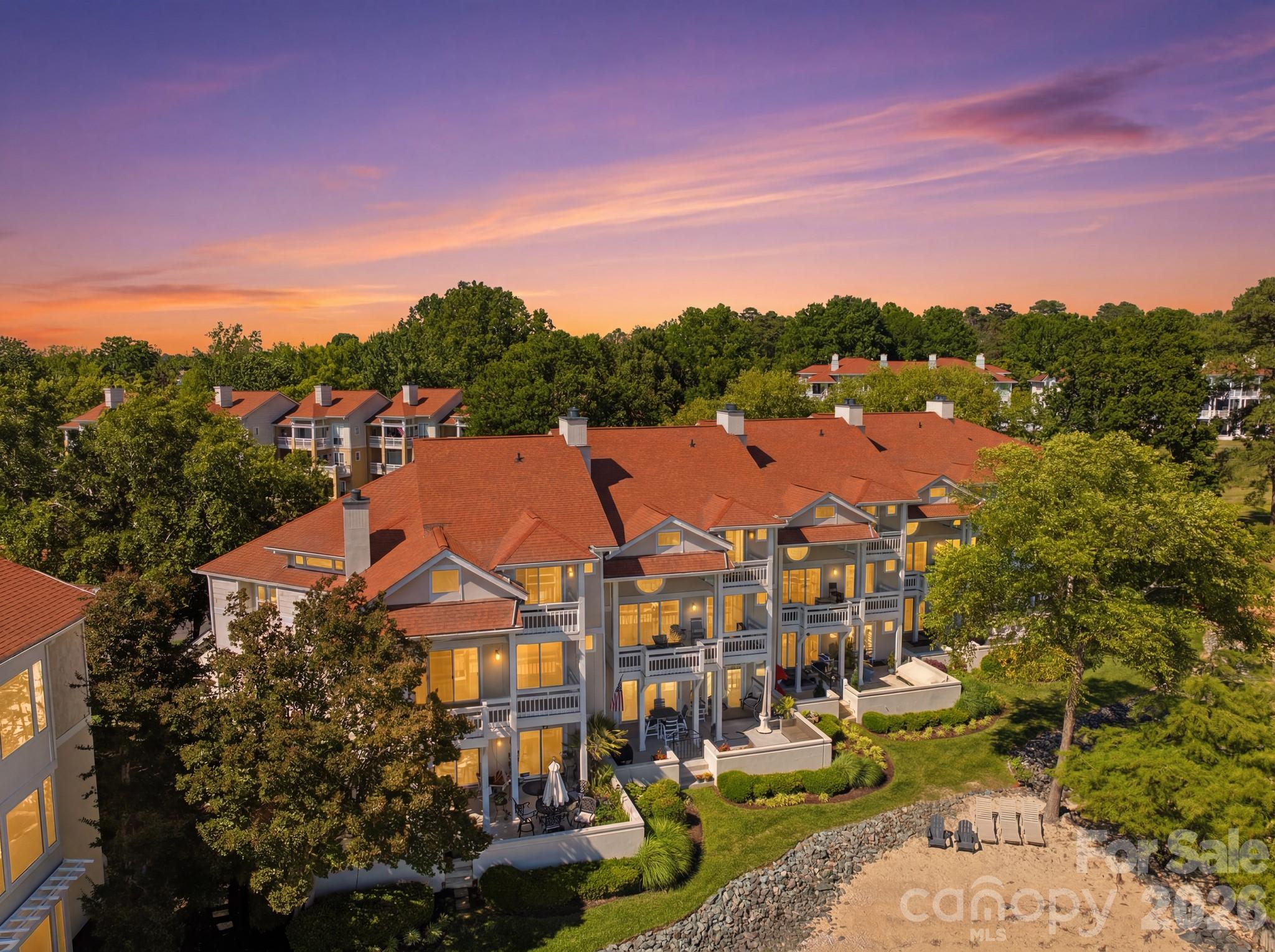 17925 Kings Point Drive Cornelius NC 28031