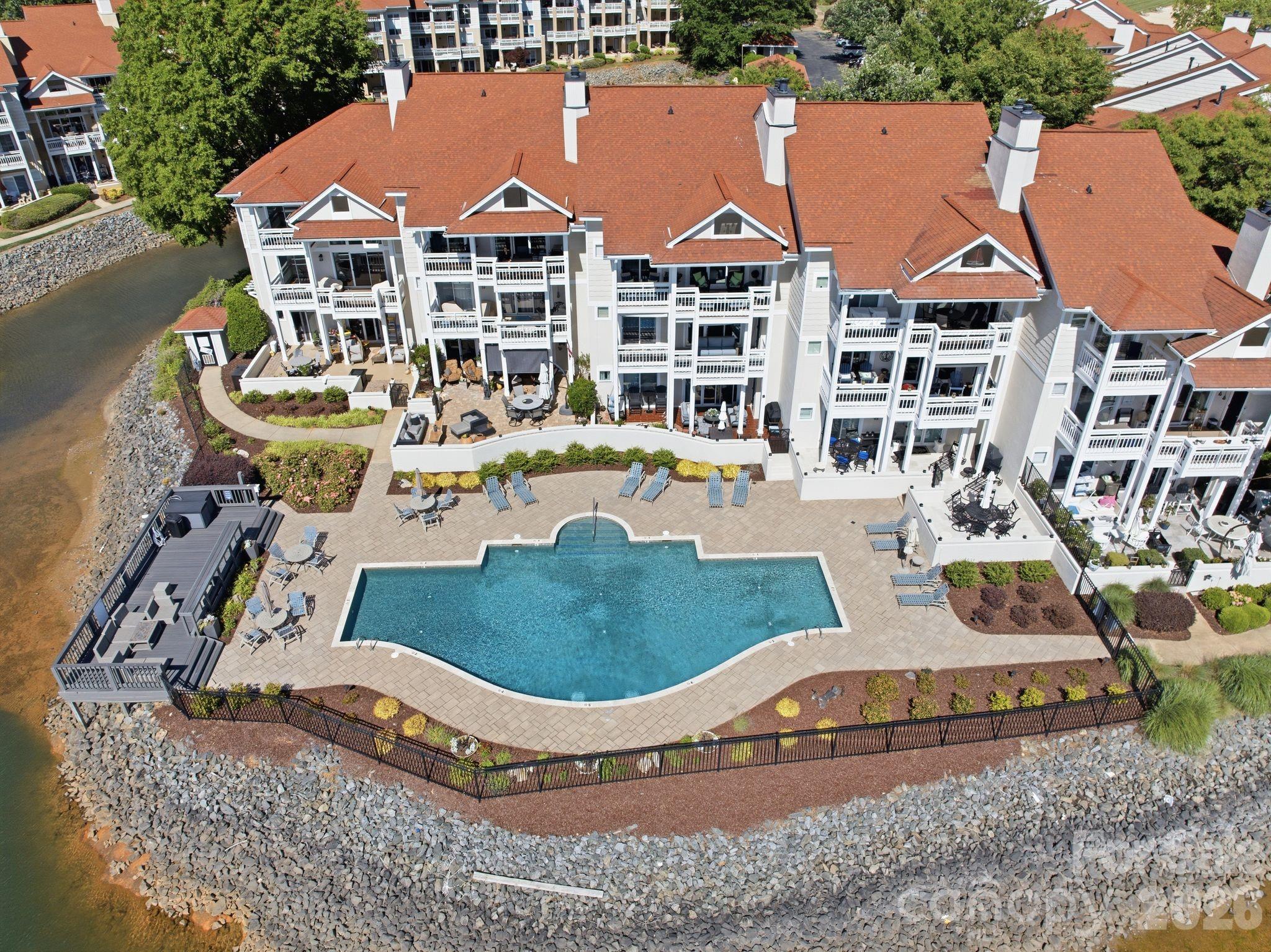 17925 Kings Point Drive Cornelius NC 28031