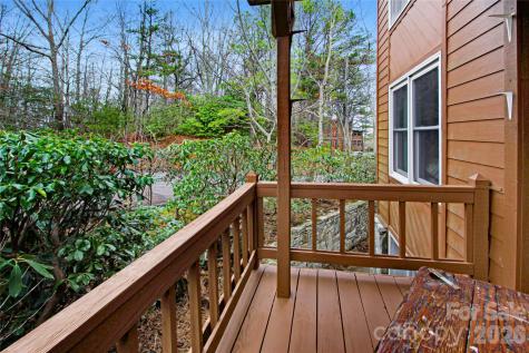 121 Toxaway Views Drive Lake Toxaway NC 28747