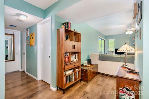 3215 Heathstead Place Charlotte NC 28210