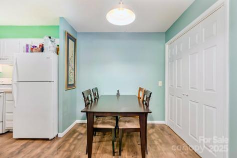 3215 Heathstead Place Charlotte NC 28210