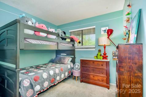 3215 Heathstead Place Charlotte NC 28210