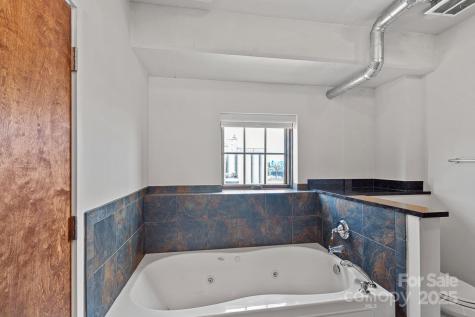 715 N Graham Street Charlotte NC 28202