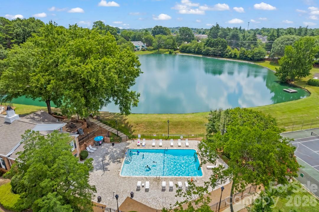 7004 Quail Hill Road Charlotte NC 28210