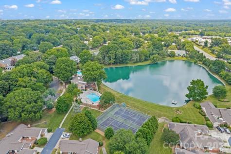 7004 Quail Hill Road Charlotte NC 28210