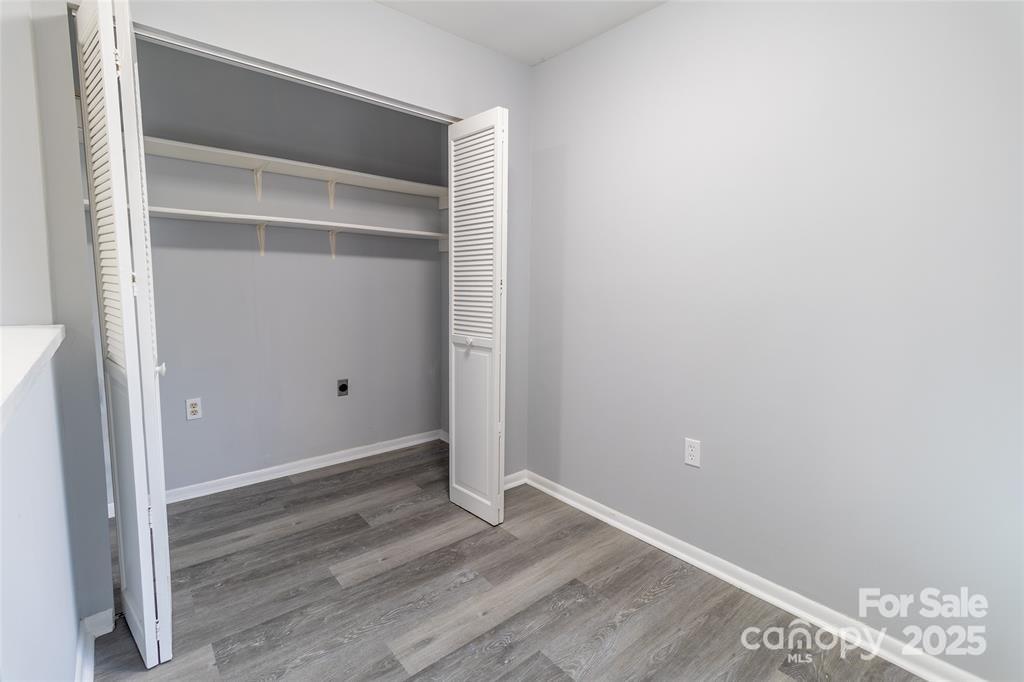 4814 Spring Lake Drive Charlotte NC 28212