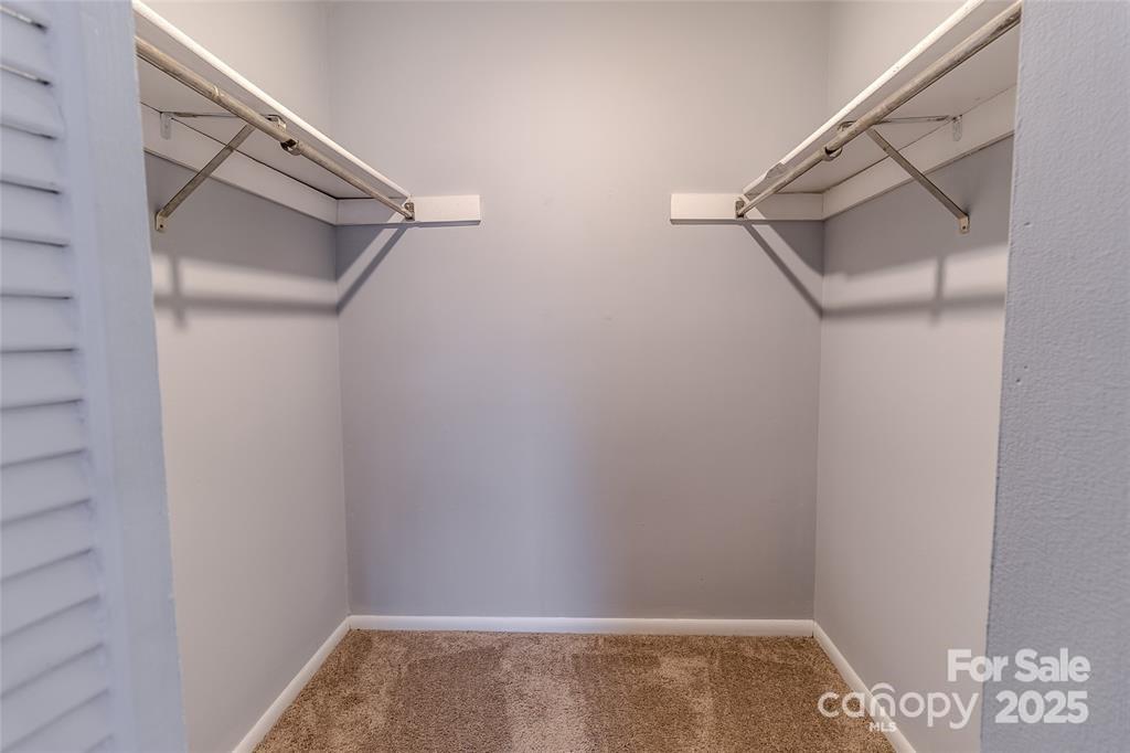 4814 Spring Lake Drive Charlotte NC 28212