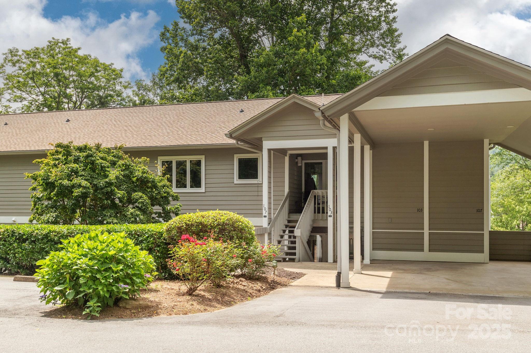 103 Golfside Drive Flat Rock NC 28731