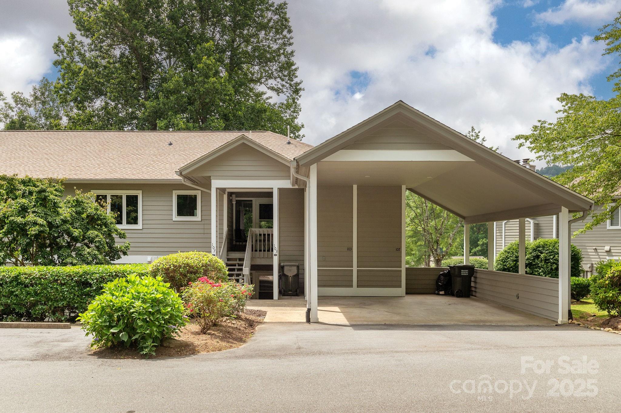 103 Golfside Drive Flat Rock NC 28731
